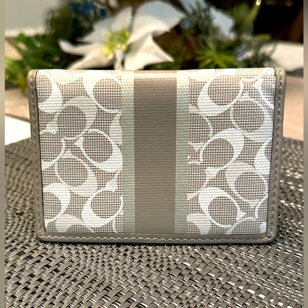 Coach Wallet LIKE NEW